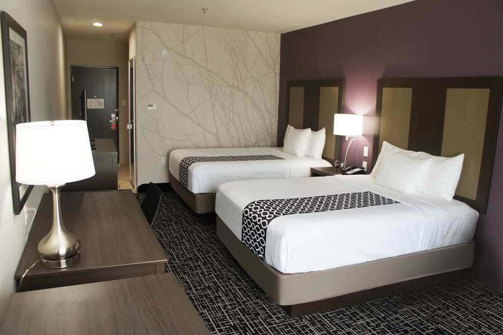 La Quinta By Wyndham Lake Charles - Westlake Room photo