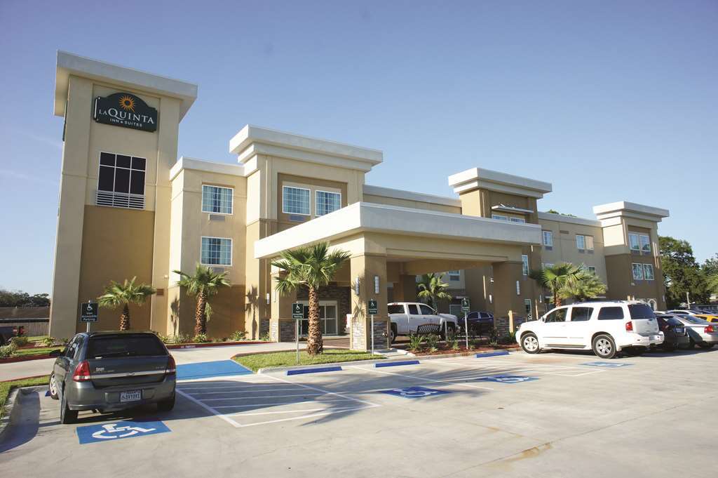 La Quinta By Wyndham Lake Charles - Westlake Exterior photo
