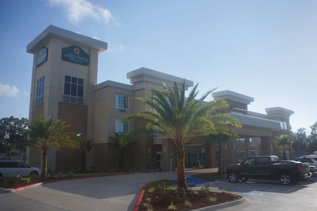 La Quinta By Wyndham Lake Charles - Westlake Exterior photo