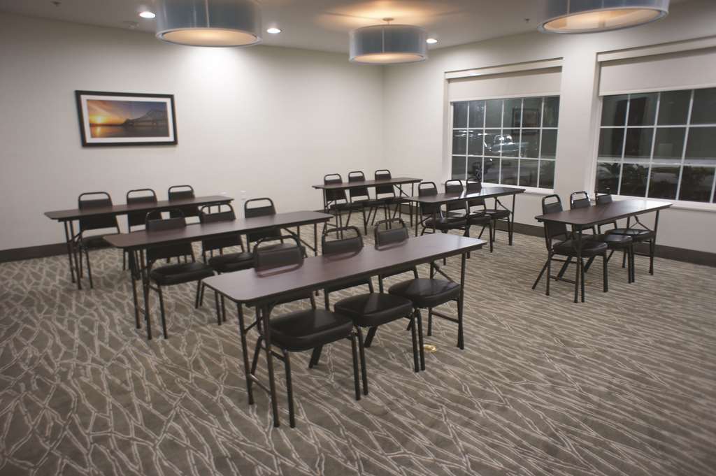 La Quinta By Wyndham Lake Charles - Westlake Facilities photo