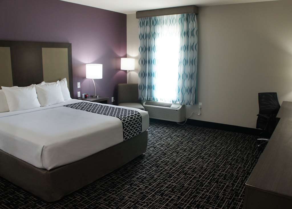 La Quinta By Wyndham Lake Charles - Westlake Room photo