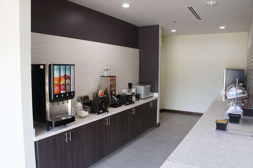 La Quinta By Wyndham Lake Charles - Westlake Facilities photo